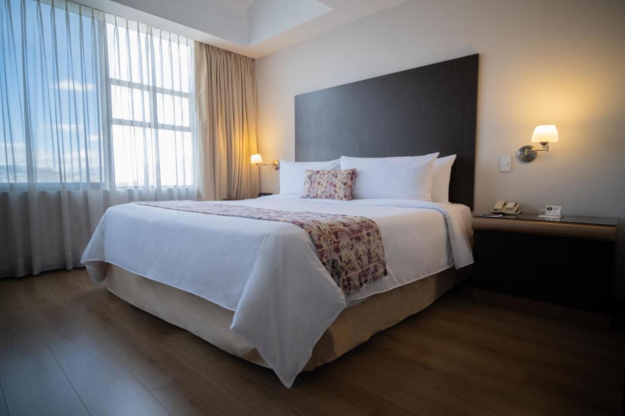 מלון La Quinta By Wyndham קיטו מראה חיצוני תמונה