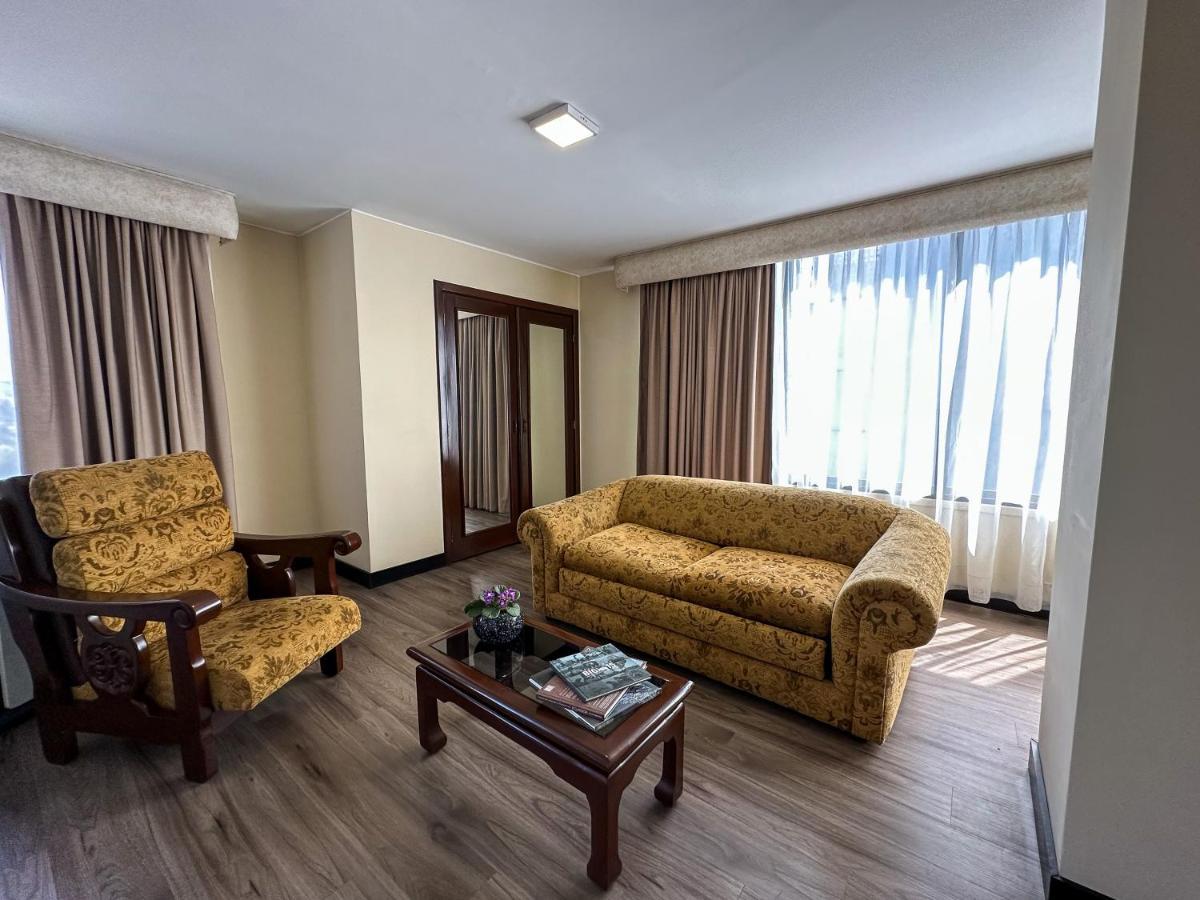 מלון La Quinta By Wyndham קיטו מראה חיצוני תמונה