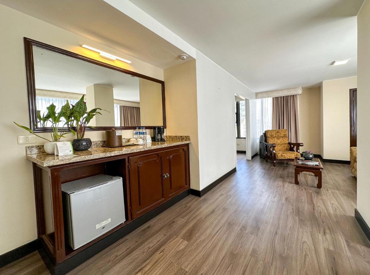 מלון La Quinta By Wyndham קיטו מראה חיצוני תמונה